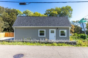 128 Pickering St in Knoxville, TN - Building Photo