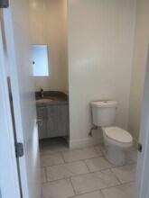 14033 Riverside Dr in Los Angeles, CA - Building Photo - Building Photo