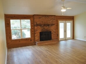 6742 Alan-A-Dale Trail in Tallahassee, FL - Building Photo - Building Photo