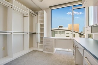 1600 Barton Springs Rd in Austin, TX - Building Photo - Building Photo