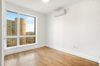 782 New York Ave in Brooklyn, NY - Building Photo - Building Photo