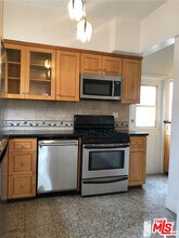 157 N La Peer Dr in Beverly Hills, CA - Building Photo - Building Photo