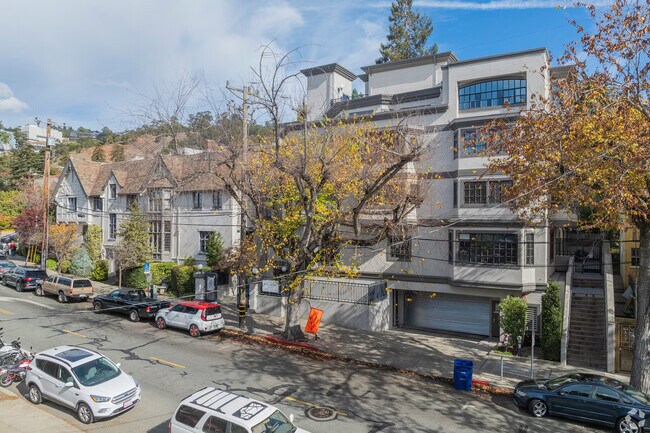 The Berk in Berkeley, CA - Foto de edificio - Building Photo