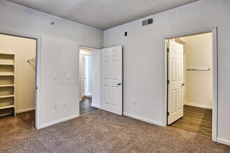 Shadow Mountain Apartments in Colorado Springs, CO - Building Photo - Building Photo