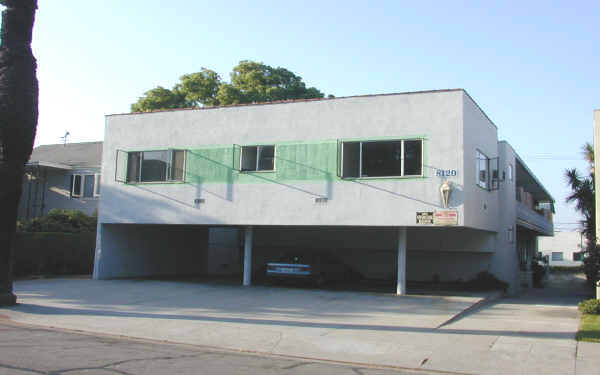 8120 Norton  Ave. in West Hollywood, CA - Building Photo