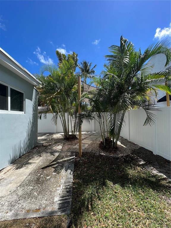 708 SE 6th Ct, Unit 3