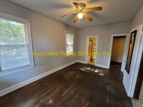 329 NW 16th St in Gainesville, FL - Foto de edificio - Building Photo