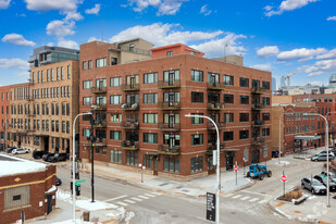 1152 W Fulton Market in Chicago, IL - Building Photo