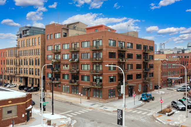 1152 W Fulton Market