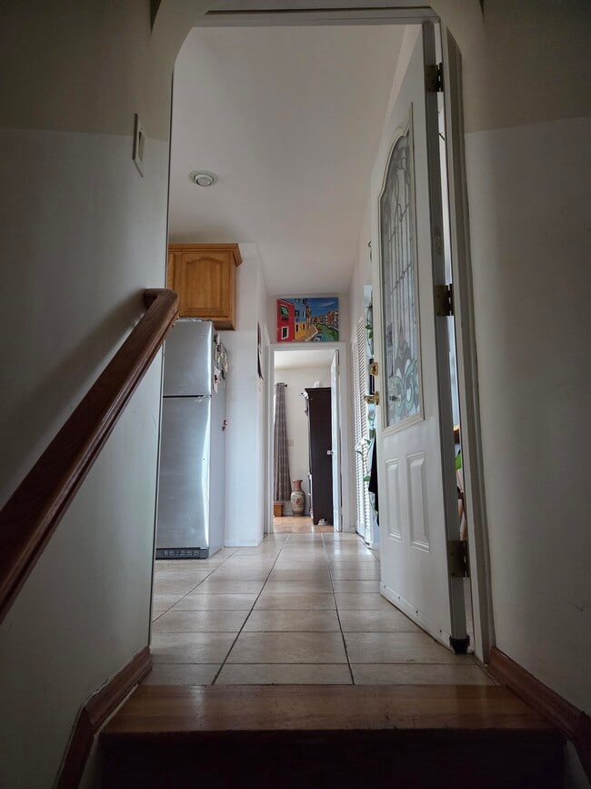 4634 Beach 46th St, Unit Apt. 2