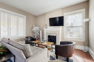 3516 Baltimore Ave in Kansas City, MO - Building Photo