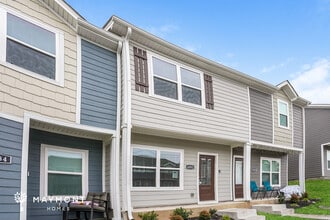 6082 Cullen Dr in La Vergne, TN - Foto de edificio - Building Photo