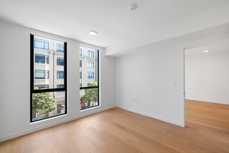 1580 Pacific Ave in San Francisco, CA - Building Photo - Building Photo