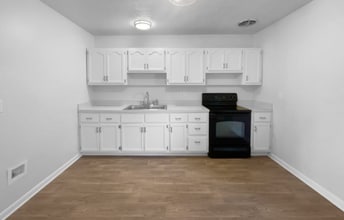 2361 Leonid Rd in Jacksonville, FL - Building Photo - Building Photo