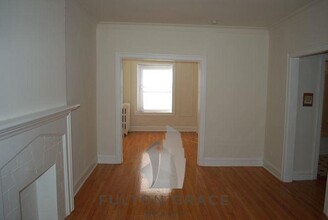 1317 W Estes Ave in Chicago, IL - Building Photo - Building Photo