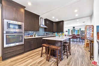 162 S Ardmore Ave in Los Angeles, CA - Building Photo - Building Photo