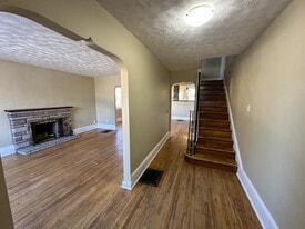 127-127 Steadman St in Moncton, NB - Building Photo