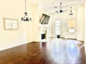 3147 Hudson Park Dr in Baton Rouge, LA - Building Photo