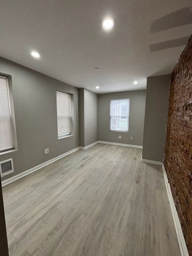 property at 3451 Braddock St