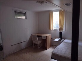 8702 35th Ave in College Park, MD - Building Photo