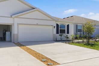 857 157th Ct E in Bradenton, FL - Foto de edificio - Building Photo