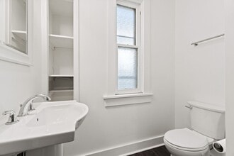 914 Lake Ave in Fort Wayne, IN - Building Photo - Building Photo