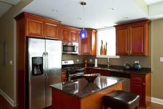 4755 S St Lawrence Ave in Chicago, IL - Building Photo - Building Photo