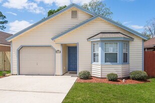 1874 Ontario Ct in Middleburg, FL - Building Photo