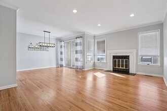 13 Eton Ct in Bedminster, NJ - Building Photo - Building Photo