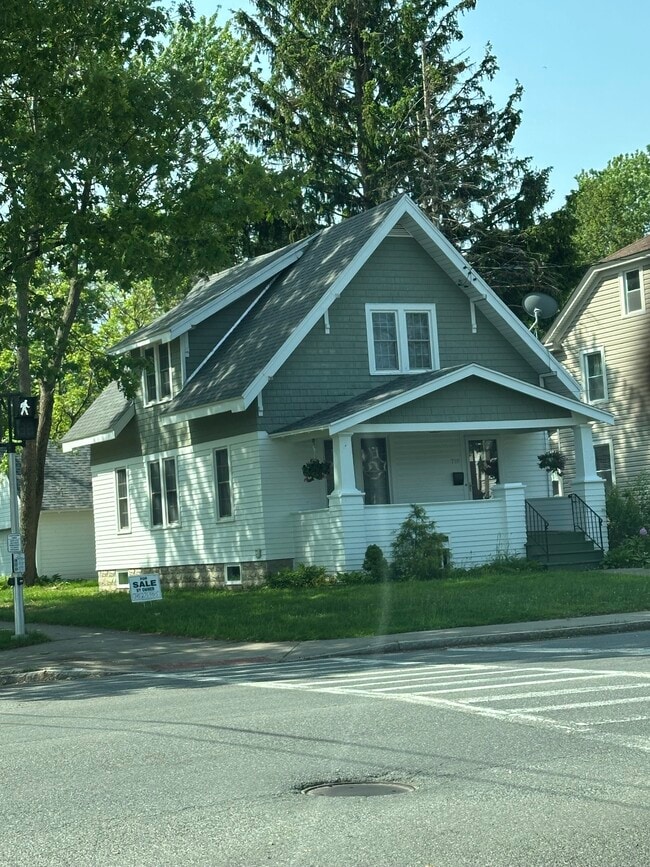 property at 718 Floyd Ave