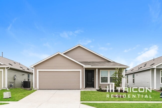 property at 830 Ginkgo Wy