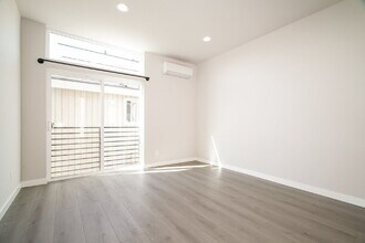 2725 S Norman St in Seattle, WA - Building Photo - Building Photo