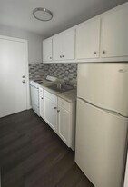 165 McKinley Ave in Bridgeport, CT - Building Photo