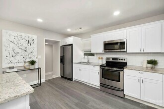 3216 Credenza Rd in Charlotte, NC - Building Photo - Building Photo
