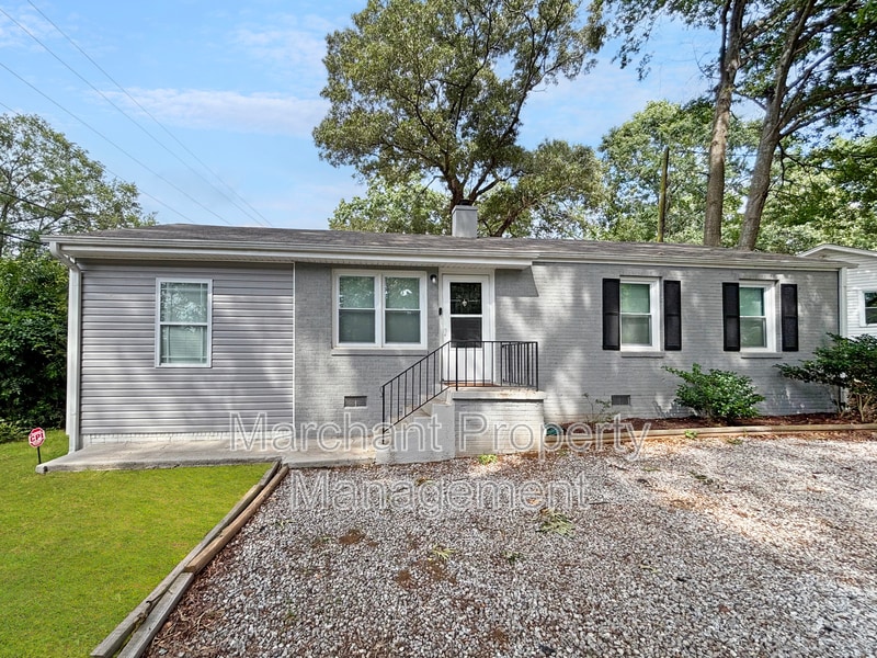 18 Prosperity Ct in Greenville, SC - Building Photo