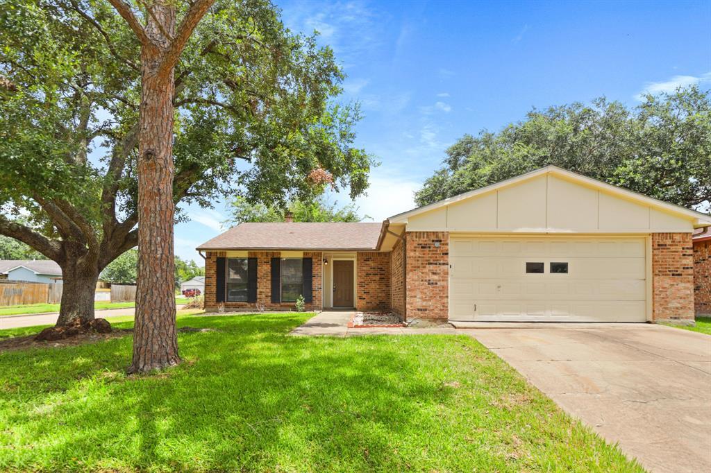 6827 Gettysburg Dr in Richmond, TX - Building Photo