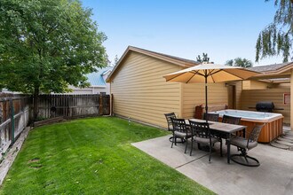 49 SW Taft Ave in Bend, OR - Building Photo - Building Photo
