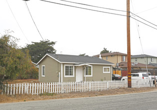 191 Debbie Dr in Marina, CA - Building Photo - Building Photo