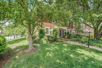 3096 S Woodrow St in Arlington, VA - Building Photo - Building Photo