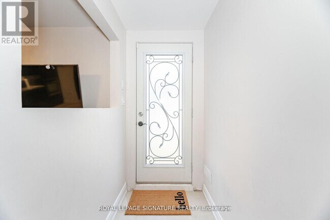 481 Brisdale Dr in Brampton, ON - Building Photo - Building Photo