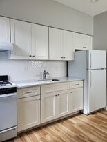 43 S Adelaide Ave in Highland Park, NJ - Building Photo