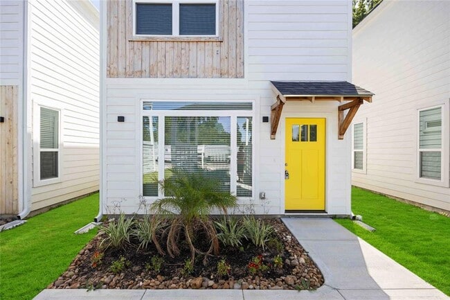 8016 Willow St in Houston, TX - Building Photo - Building Photo