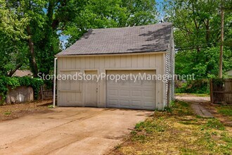 724 NE Wabash Ave in Topeka, KS - Building Photo - Building Photo