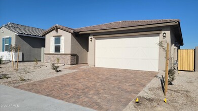 17560 W Washington St in Goodyear, AZ - Building Photo - Building Photo