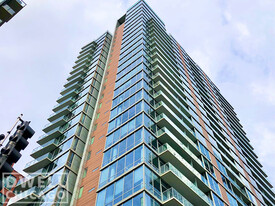 732 S Clark St, Unit 2 Apartamentos