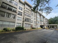 6700 Cypress Rd, Unit 405 in Plantation, FL - Building Photo - Building Photo