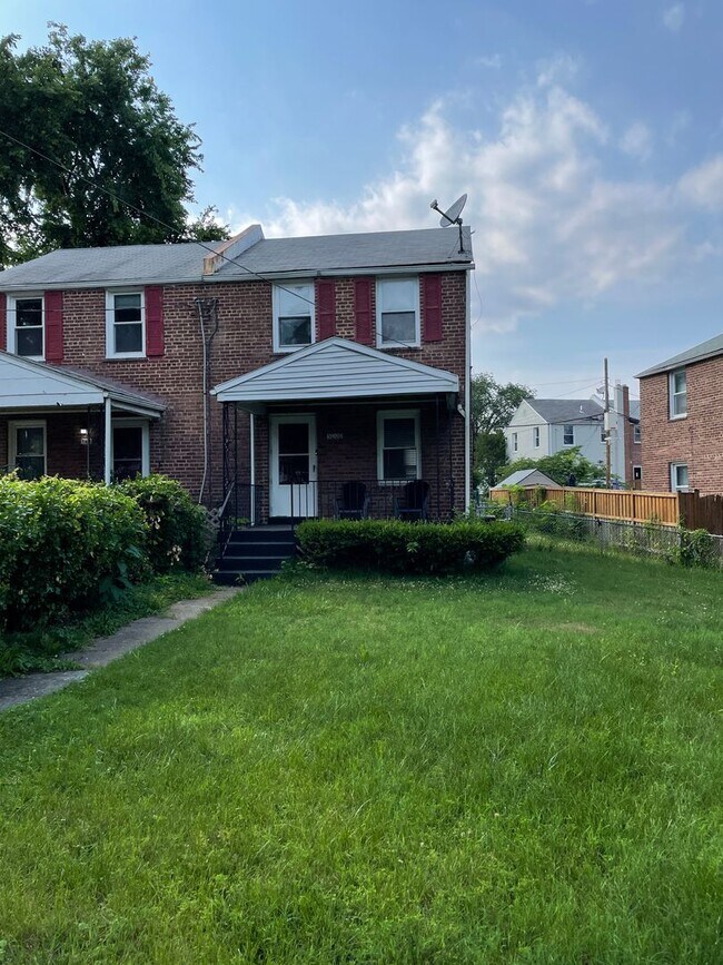 property at 5000 8th St NE