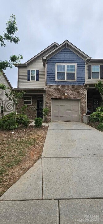 4033 Black Walnut Wy in Indian Land, SC - Building Photo