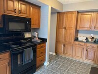 2425 Cypress Ct photo'