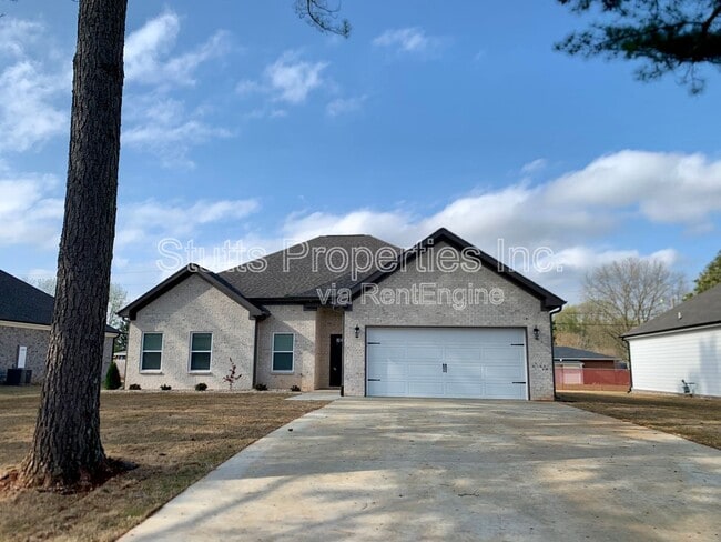 property at 1009 Grand Ave